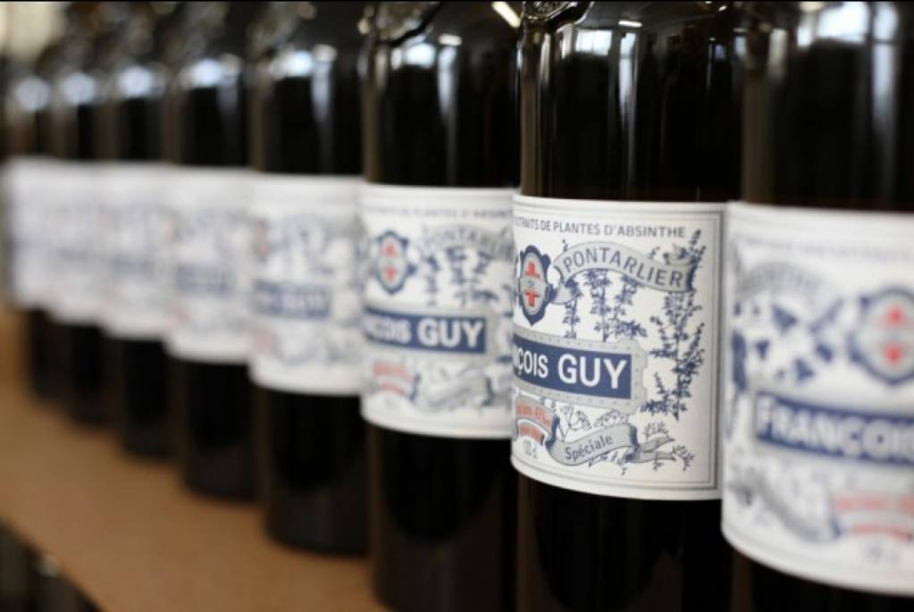 © Distillerie  Pierre Guy