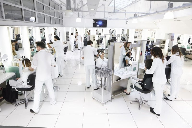 © Dessange International