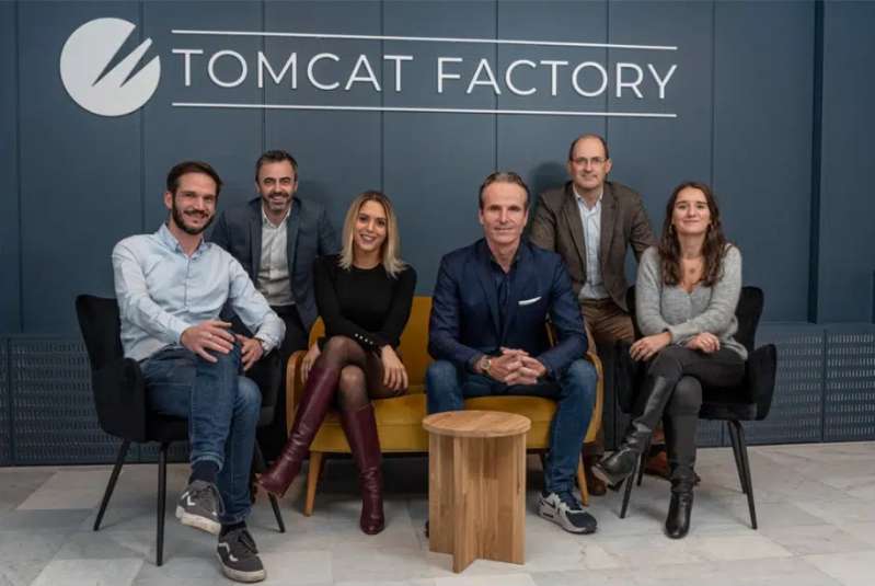 © Tomcat Factory