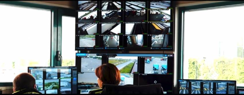 ©DK Trucks ©DK Trucks