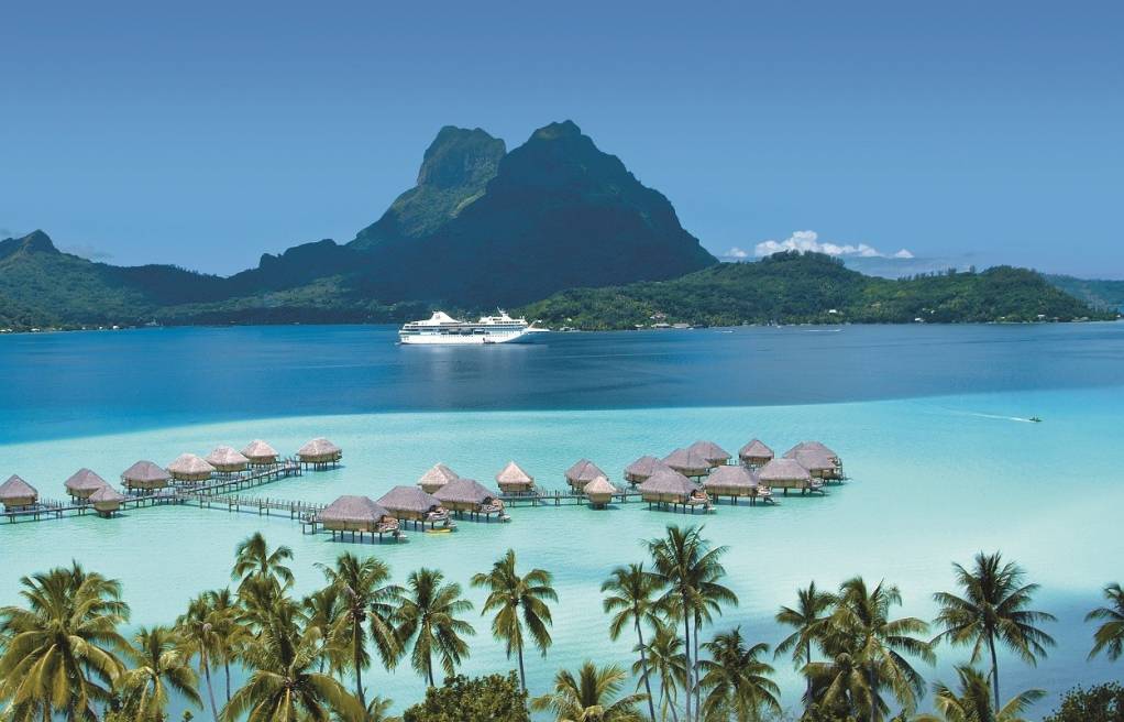 © Cruiseline © Cruiseline