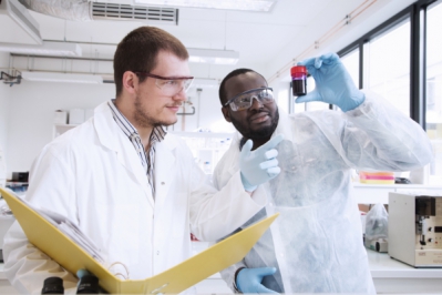 Laboratoire de biologie médicale - ©École polytechnique - J.Barande Laboratoire de biologie médicale - ©École polytechnique - J.Barande