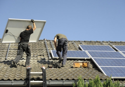 Panneaux solaires SolarAfrica - © SolarAfrica Panneaux solaires SolarAfrica - © SolarAfrica