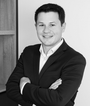 Thomas Peretti, Ab&eacute;nex