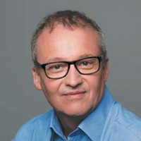 Herv&eacute; Street, Star Service