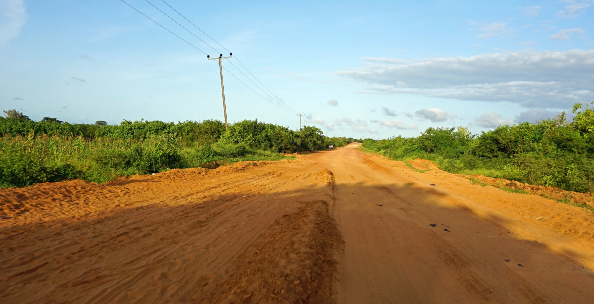 Construction d'une route au Kenya. - &copy; Adobe Stock