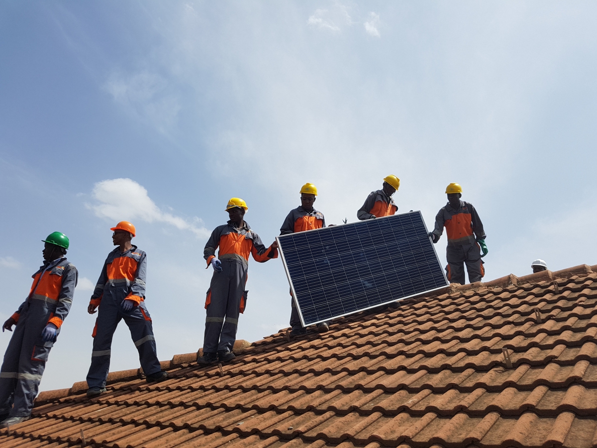 SunFunder débloque des capitaux au profit des fournisseurs d'énergie solaire dans les marchés émergents, où plus de 2,2 milliards de personnes vivent sans accès à une énergie fiable. © SunFunder SunFunder débloque des capitaux au profit des fournisseurs d'énergie solaire dans les marchés émergents, où plus de 2,2 milliards de personnes vivent sans accès à une énergie fiable. © SunFunder