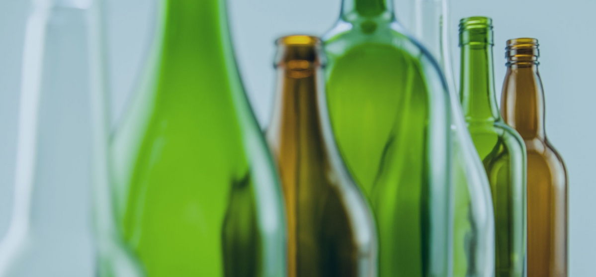 Les contenants en verre de Nampak Glass sont utilis&eacute;s pour les boissons alcoolis&eacute;es et non alcoolis&eacute;es, ainsi que pour les produits alimentaires. - &copy; Nampak Glass