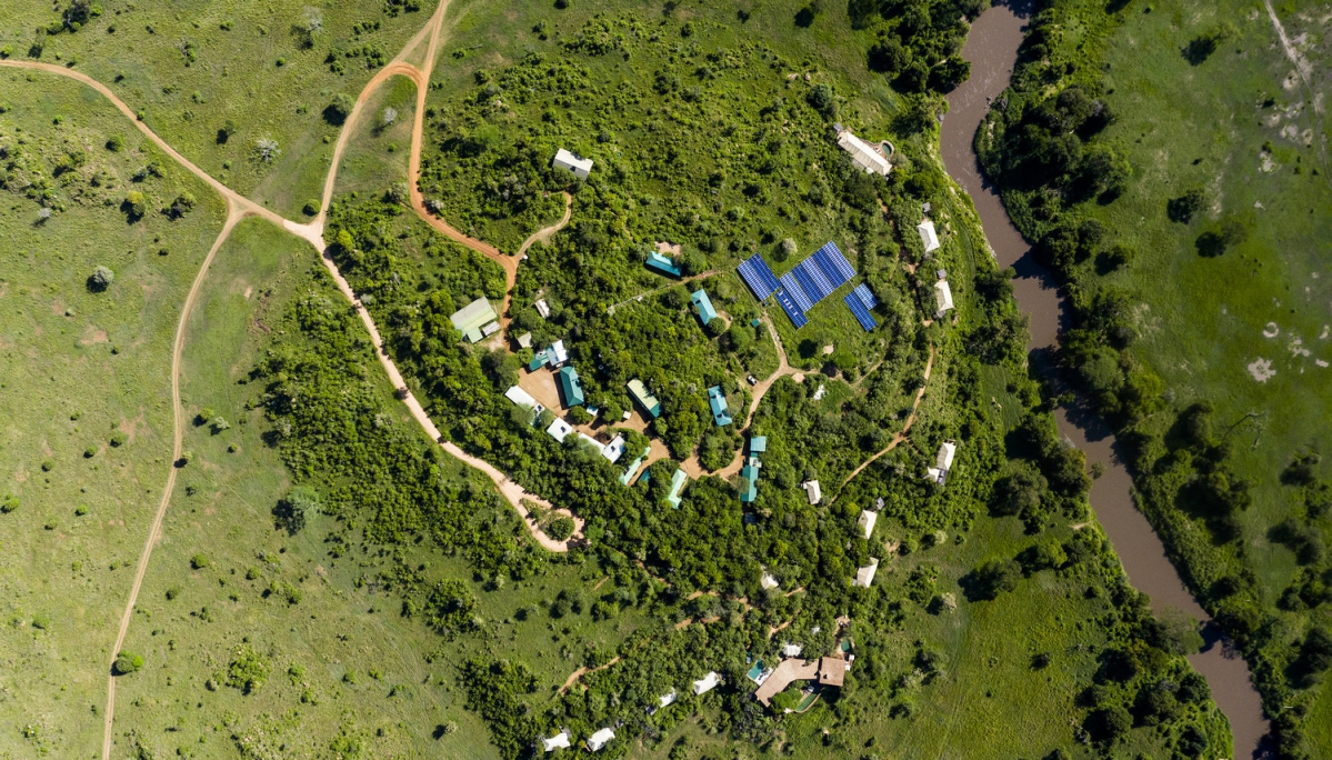 Projet de GridX : vue a&eacute;rienne du Singita Faru Faru Lodge, &agrave; Grumeti, parc de Serengeti, Tanzanie - gridxafrica.com/Singita