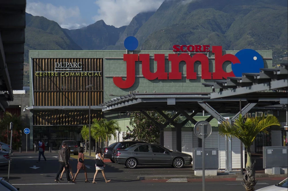 Jumbo Score, marque de supermarch&eacute; embl&eacute;matique du groupe Vind&eacute;mia. - &copy; Vind&eacute;mia