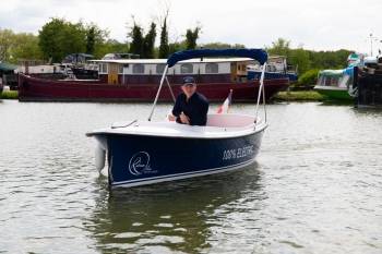 ©Ruban Bleu Electric Boats