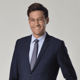 Hubert Pernes, Financière de Courcelles