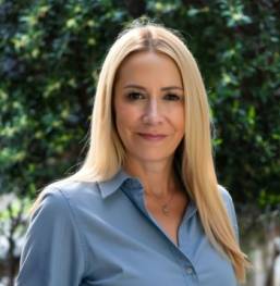 Emily Anderson, Clipperton 