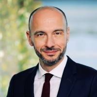 Patrice Navarro, Clifford Chance 