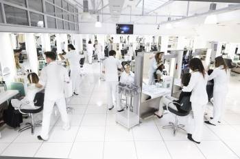 © Dessange International