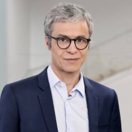 Denis Barat, Fieldfisher