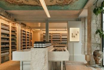 © Boutique Aesop dans le quartier Sentier à Paris