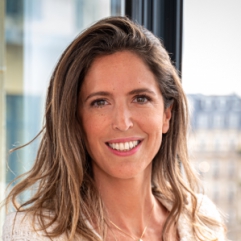 Joséphine Loréal, Apax Partners